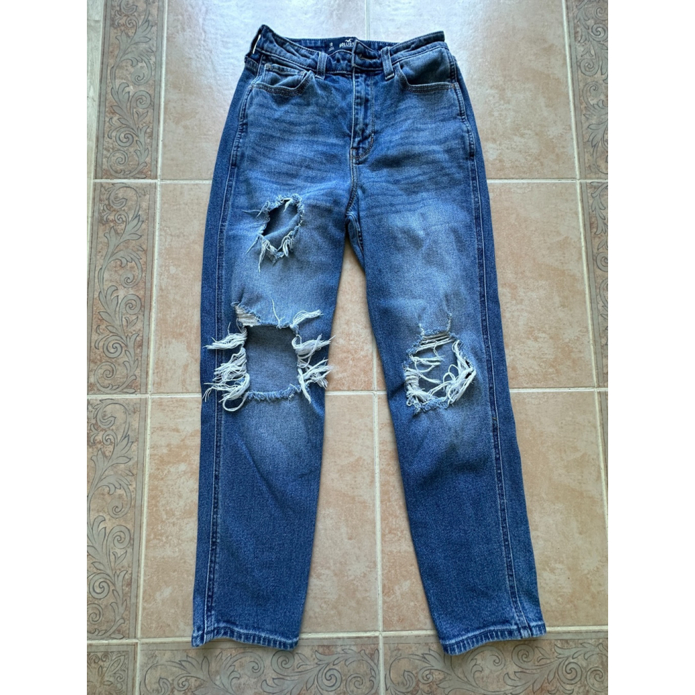 Hollister ultra high rise mom jean 1 R‎ W25